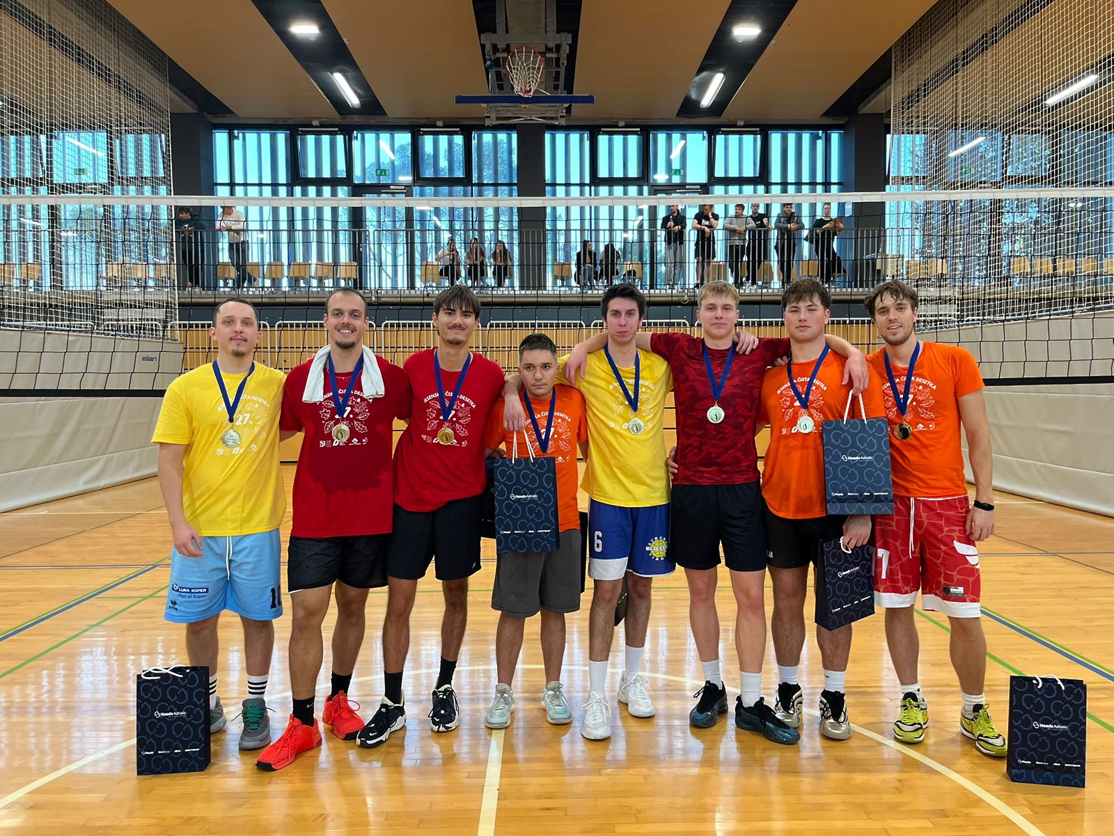 photo 2025 10 15 18 12 24